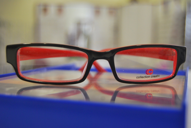 opticien-COGOLIN-min_view-sight-lens-frame-optics-spectacles-1141012-pxhere.com